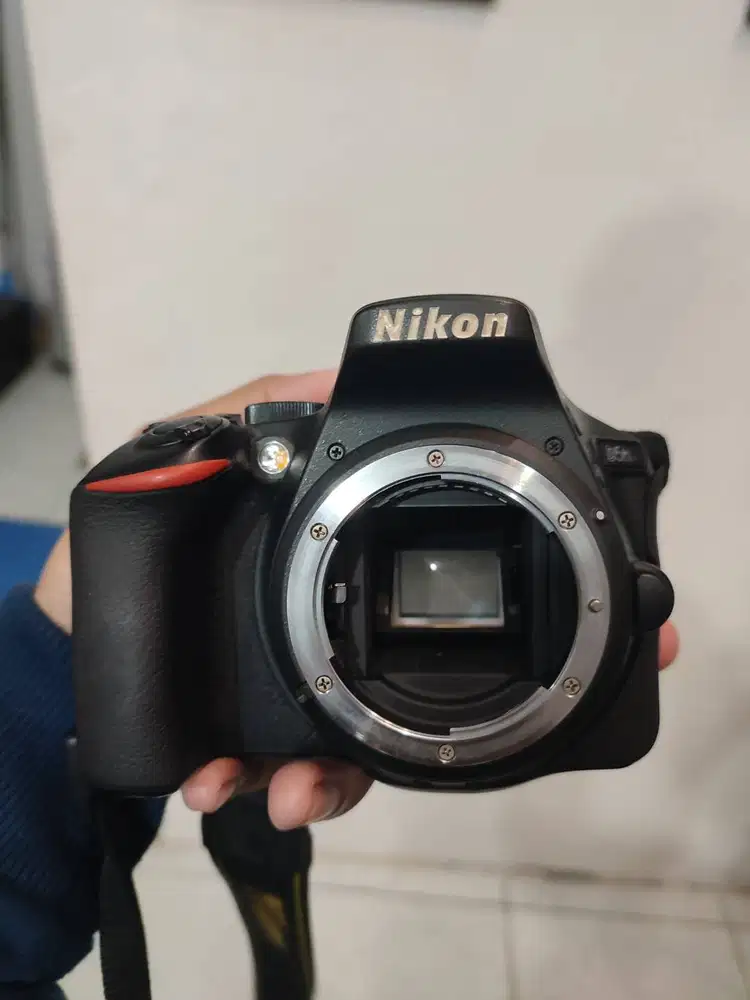 Dijual Nikon D5600 Body Only