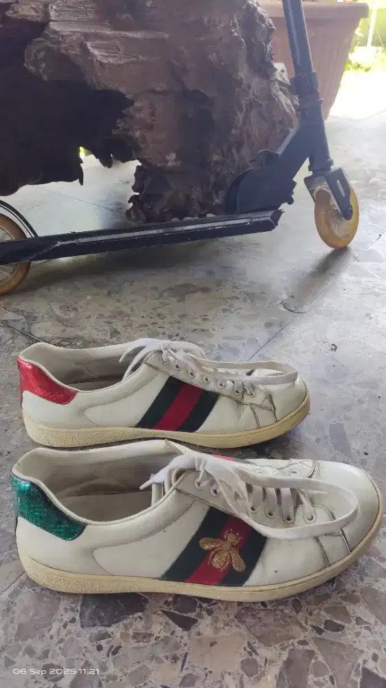 Sepatu pria merk G**ci size 42