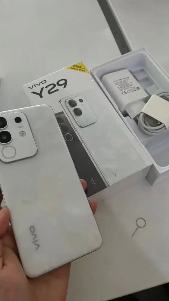 Vivo Y29 Free Tumbler +casing dan anti gores 4x ganti 2 tahun