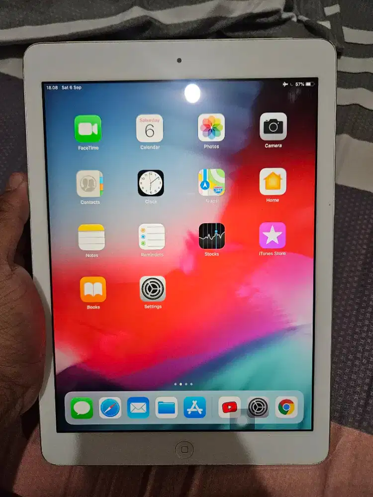Ipad air apple gen 1, ibox indonesia