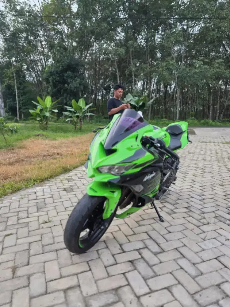 Zx25rr PEMAKAIAN PRIBADI