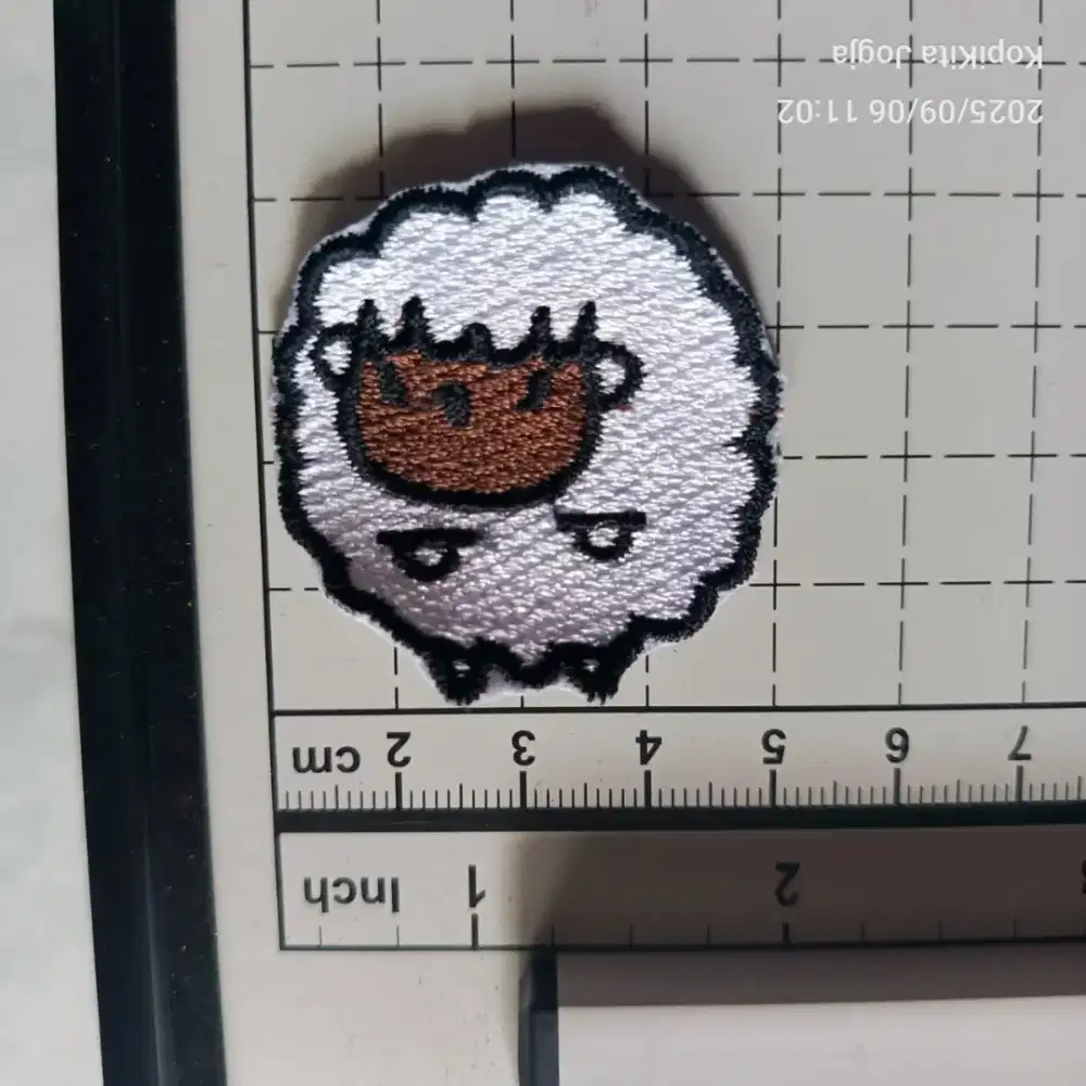 Emblem patch bordir domba