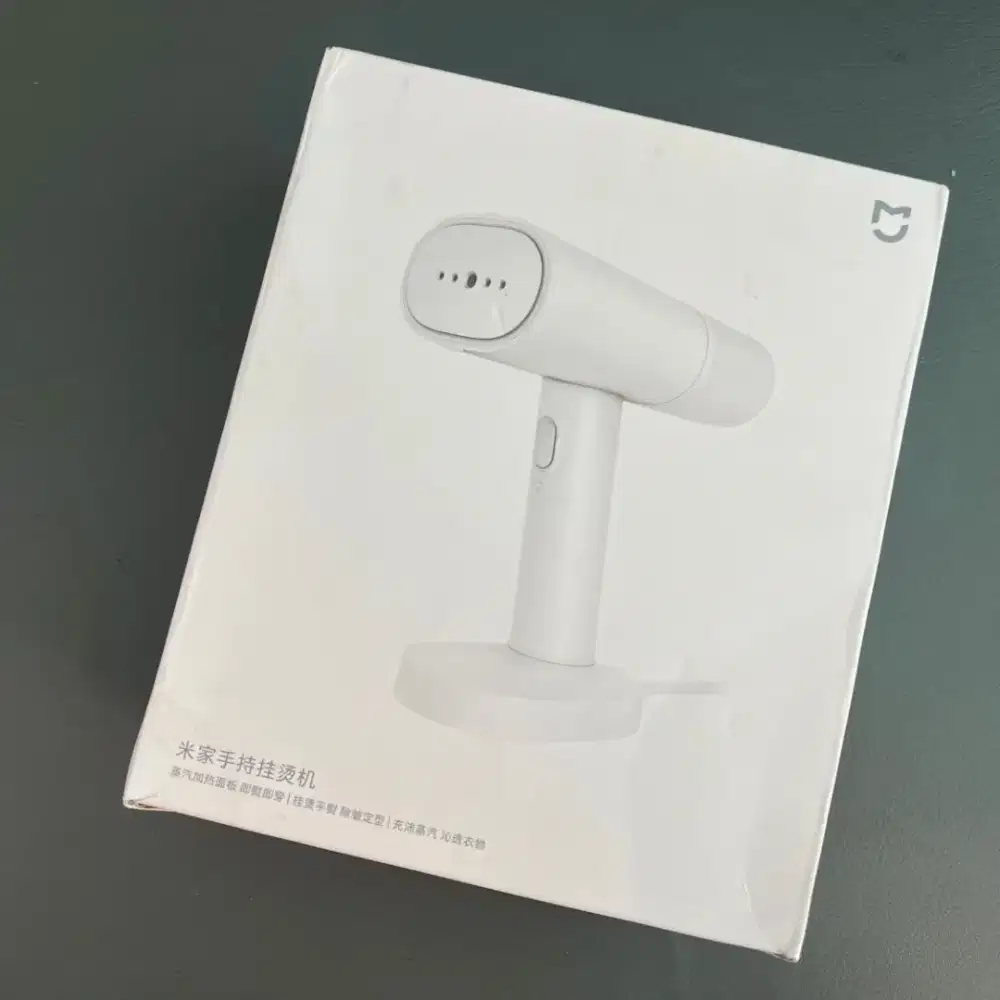 Setrika uap Xiaomi bAru