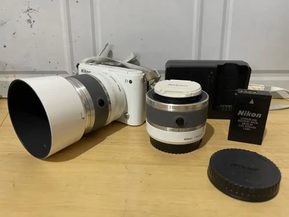 Kamera nikon S1 2 lensa