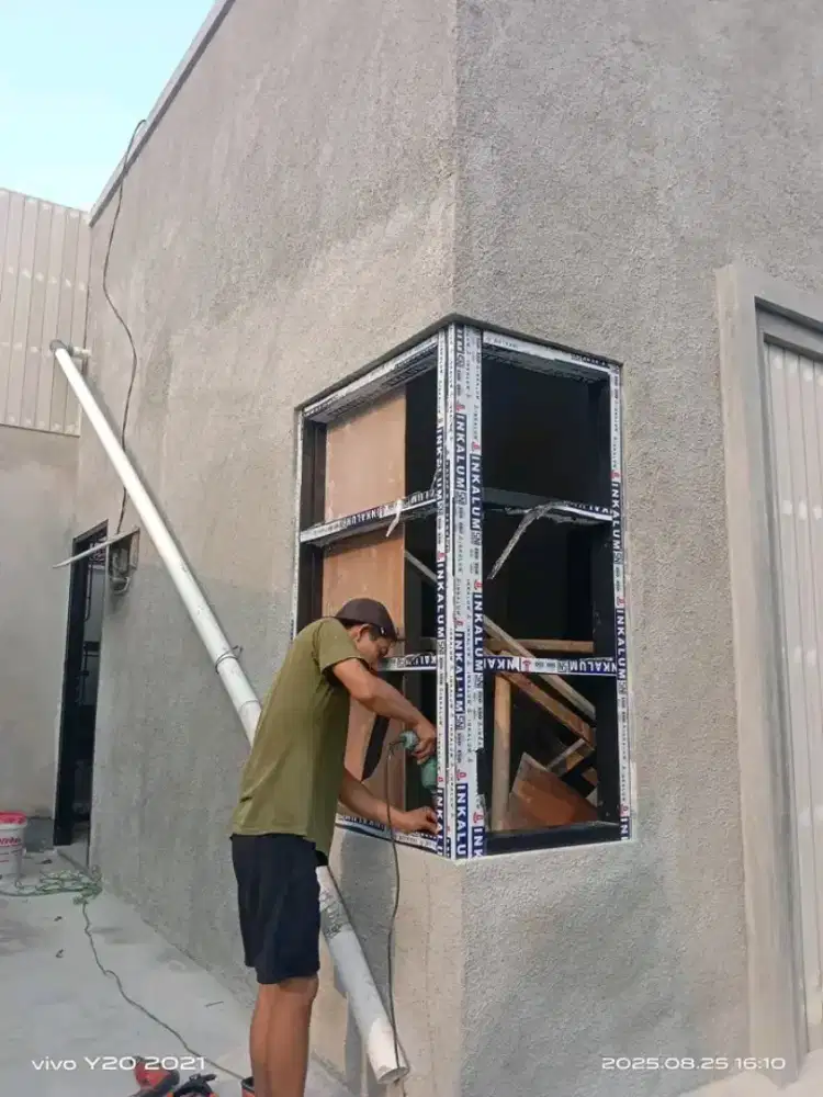 Kusen Siku kaca mati Alumunium