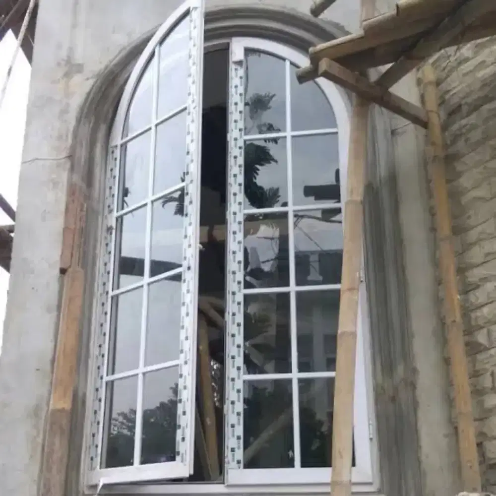 Kusen Lengkung Alumunium