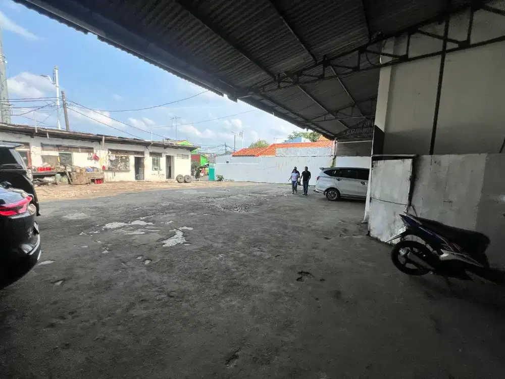 JUAL CEPAT DIBAWAH NJOP GUDANG 2 LT CAKUNG DEKAT UNITED TRACTORS  PANT