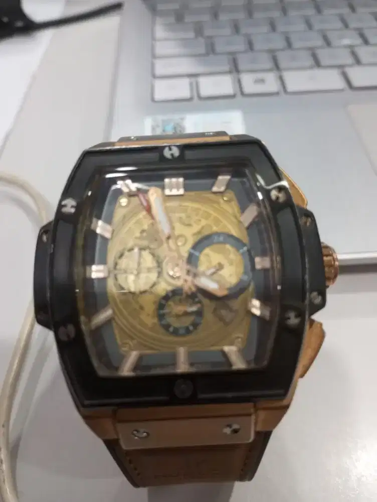 Jam Tangan Pria merk Hublot Geneve