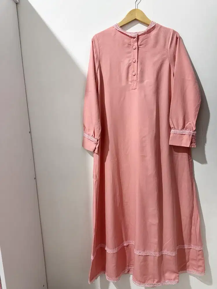 PRELOVED Gamis Pink Perempuan