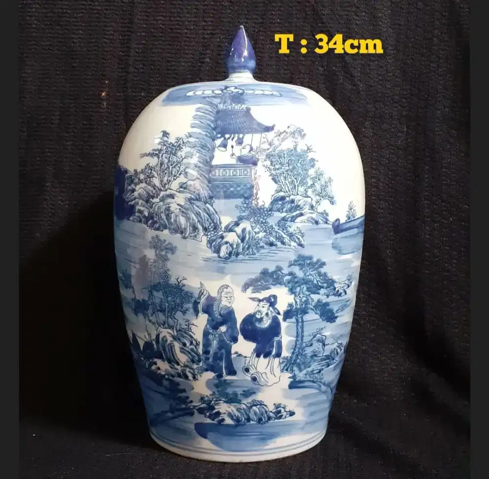 Guci biru putih klasik antik