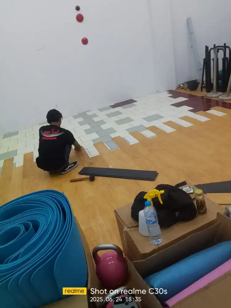 Tukang pasang vynil & spc Jabodetabek