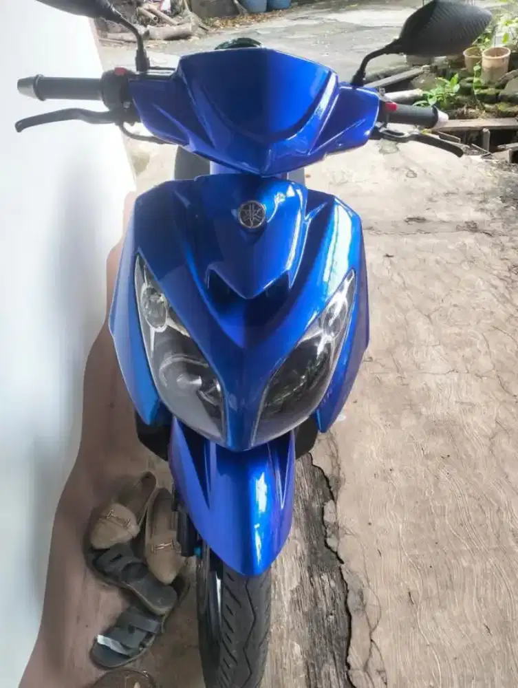 Jual motor nouvo z 2005