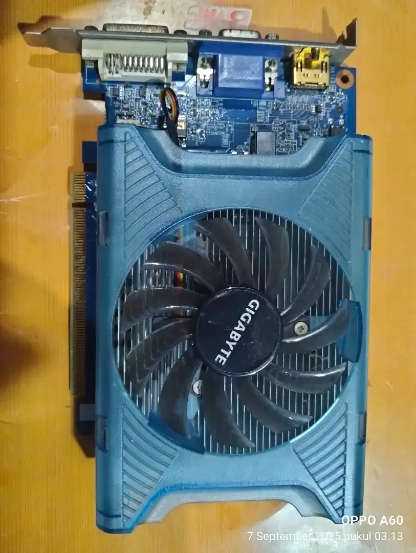 vga Gigabyte G220 1gb ddr3 128bit