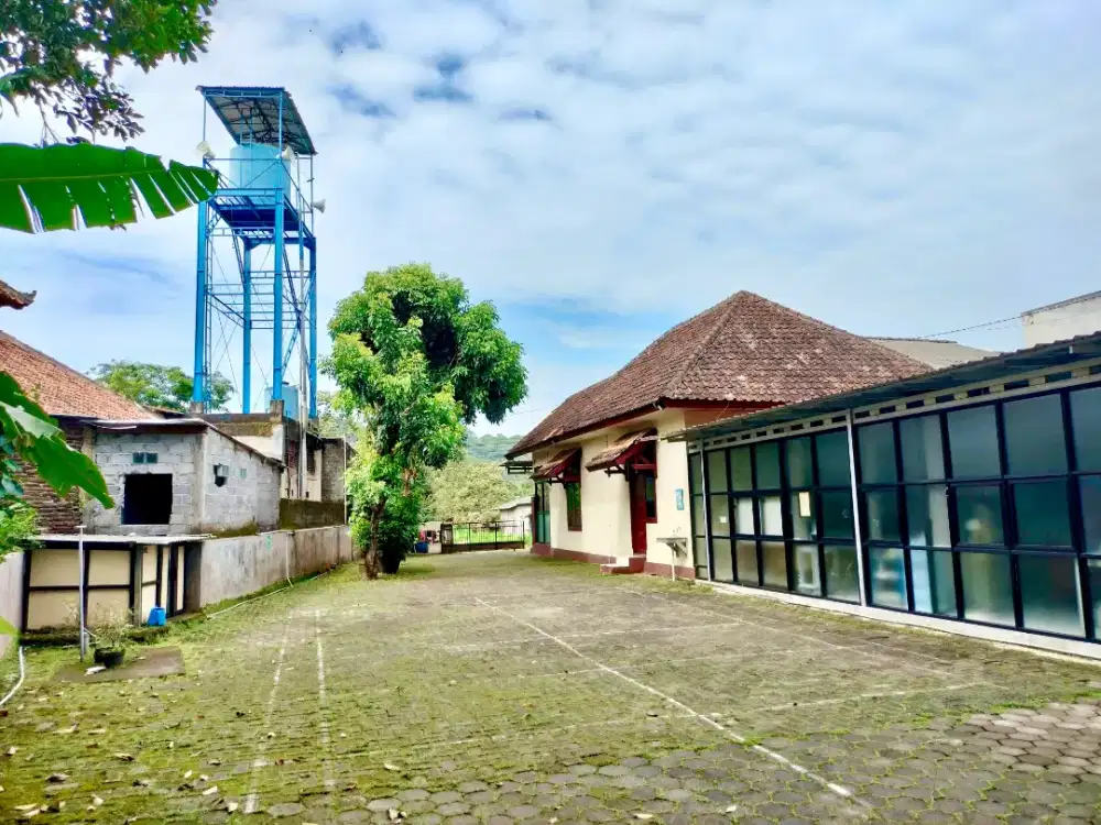 Murah dijual terhitung tanah  klinik aktif LT 1840 di gunungpati