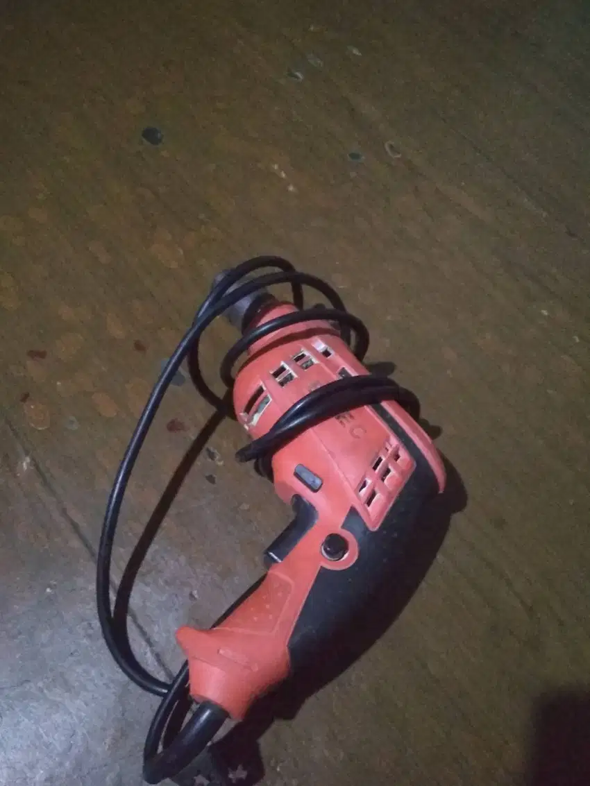 Bor listrik merk BITEC model DM3510J