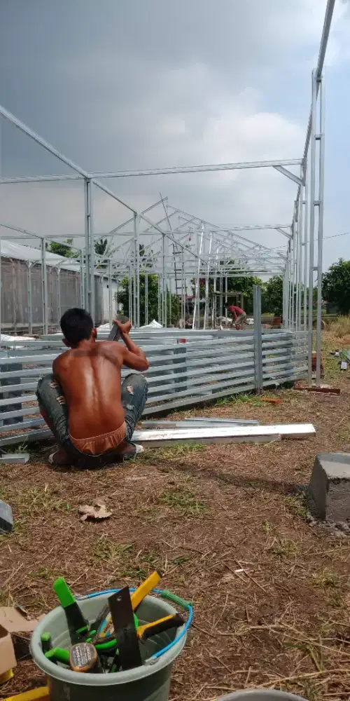 Greenhouse bajaringan dan uv
