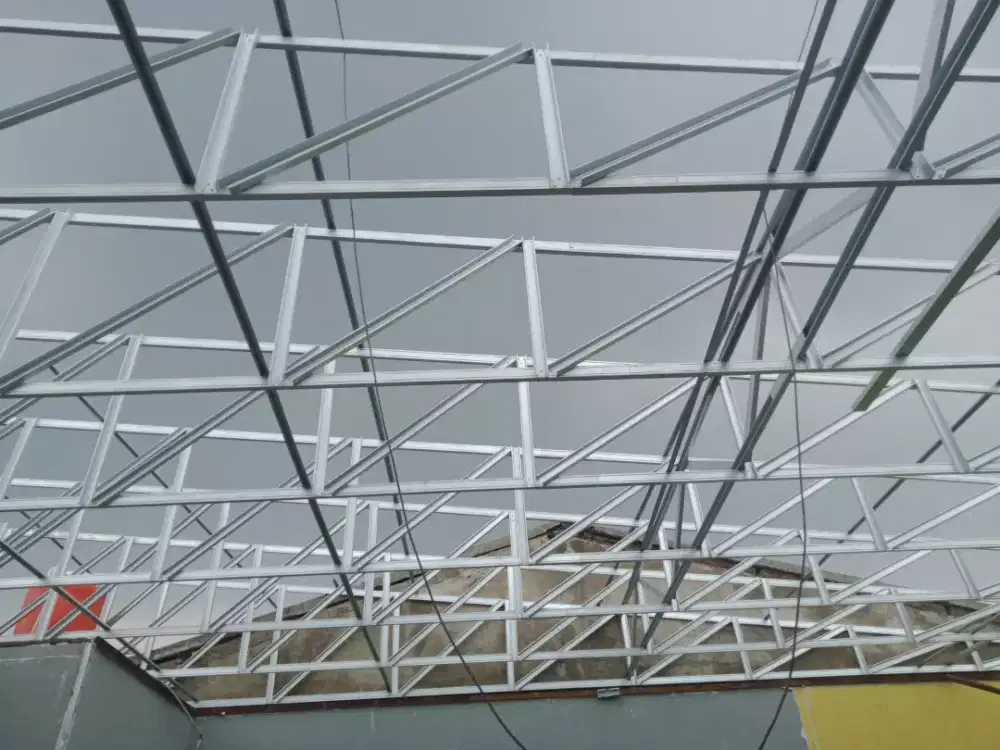 Aplikator baja ringan berkualitas