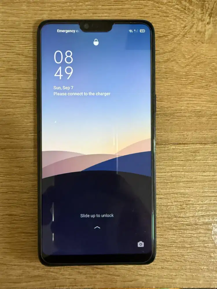 Oppo F7 Hitam , Ram : 4gb, Internal 64gb