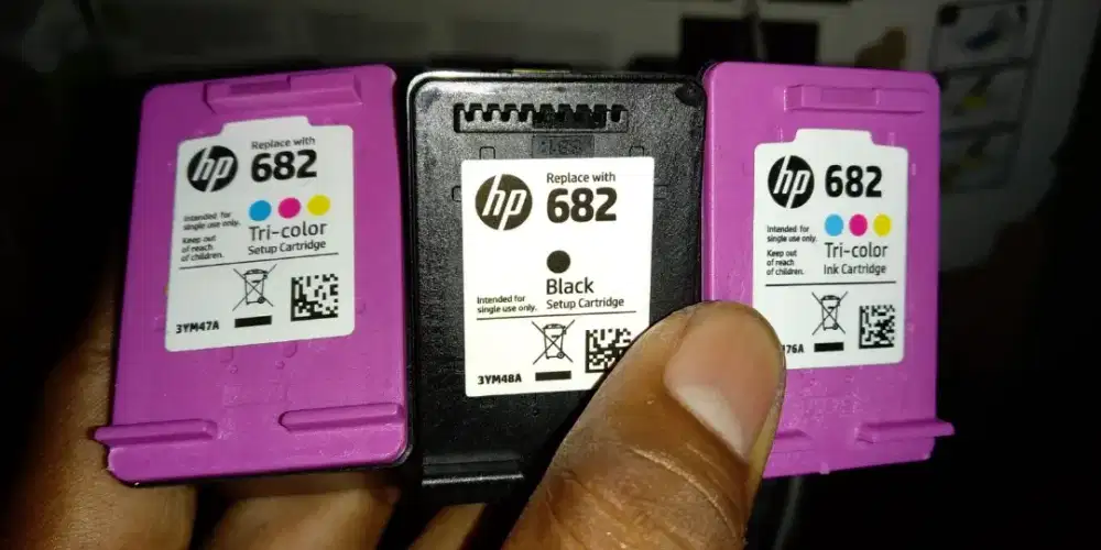 Di cari cartridge HP 682 bekas