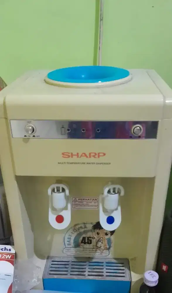 Dispenser buat susu bayi