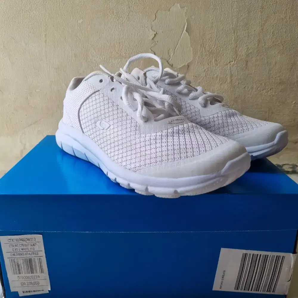 Cross Trekkers Sepatu Anak Gusto XT II EUR 32.5 AU 1