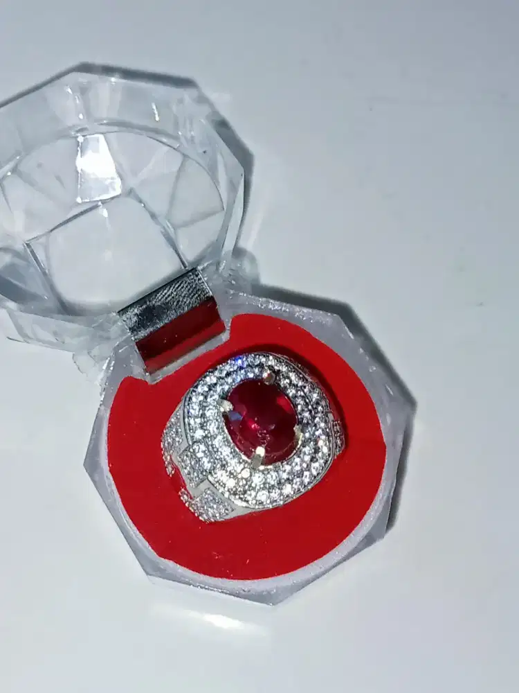 Batu Ruby pigeon blood + memo 3.05 crat