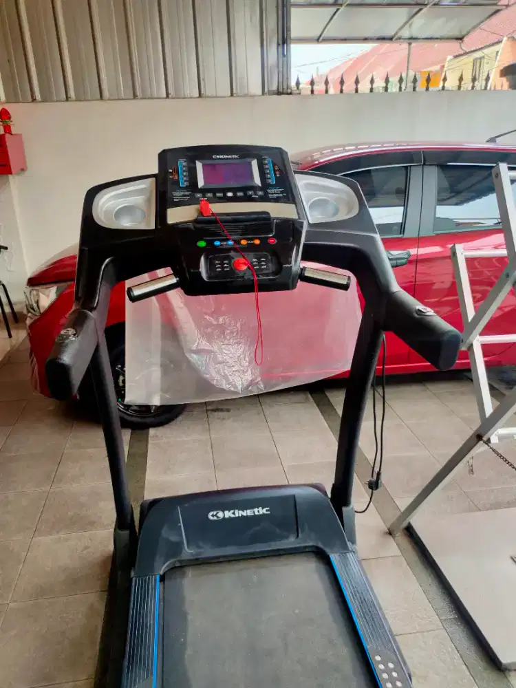 treadmill kinetic