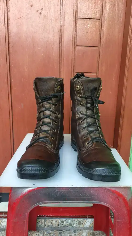 Paladium lighter full kulit original 42