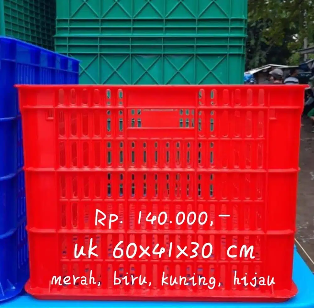 Keranjang plastik baru