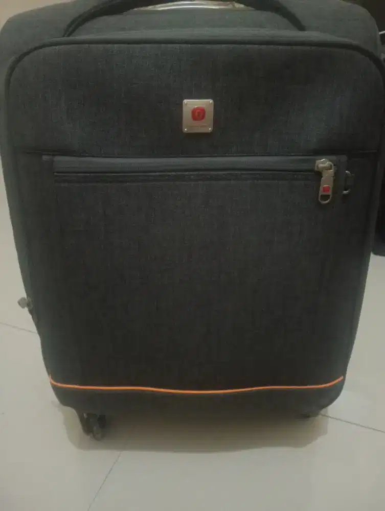 Dijual TravelBag masih Bagus