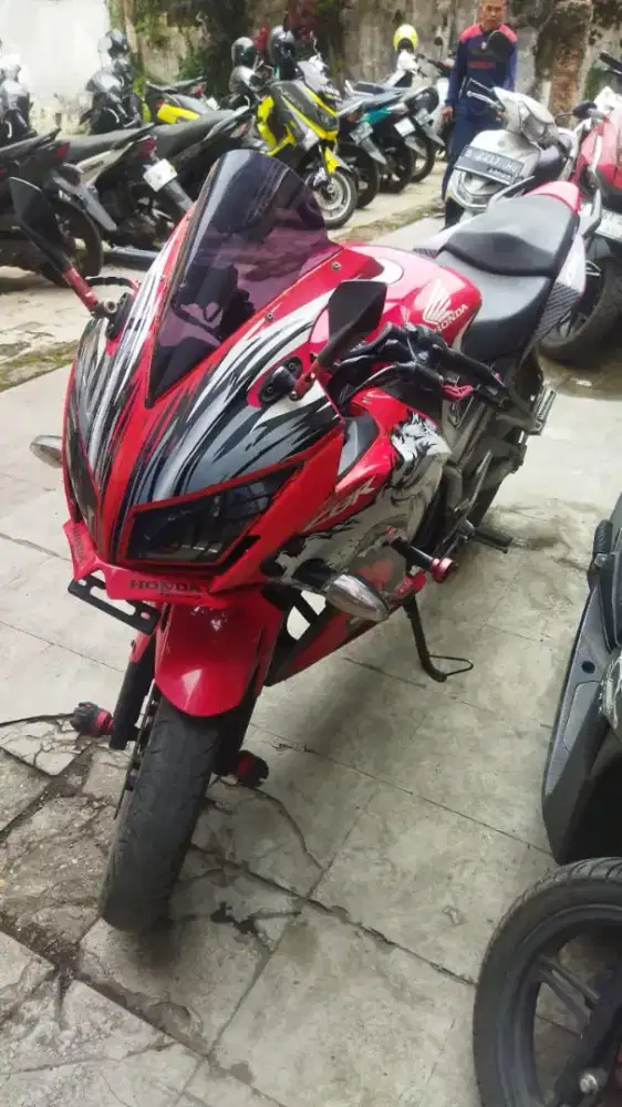 CBR 150 R K45 2016 Merah