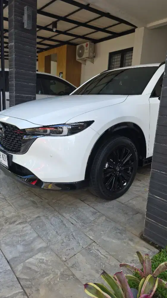 Mobil CX 5 Kuro,  pesaing Honda CRV Langsung Pemilik