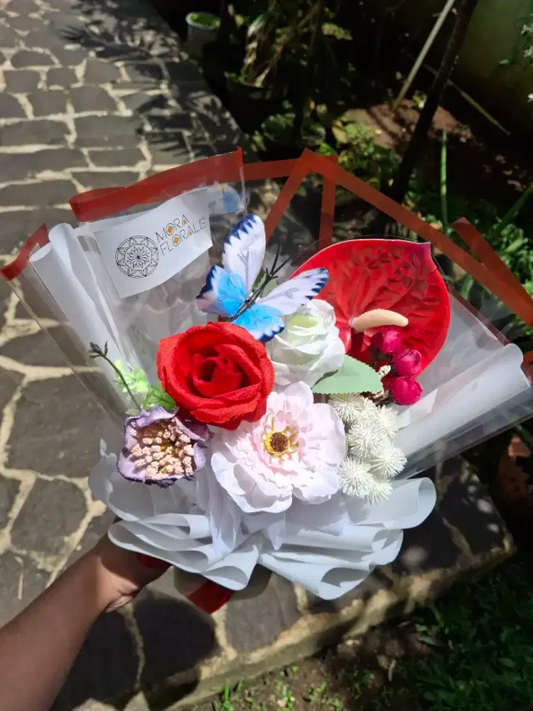 Mione Buket #3 (Buket Bunga Wisuda, Buket Lamaran)