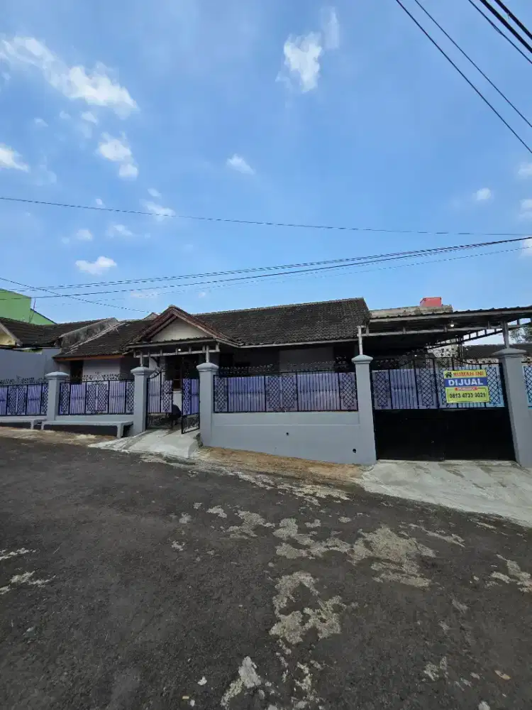 Rumah Murah dan Luas di komplek Bumi Emas posisi di hook