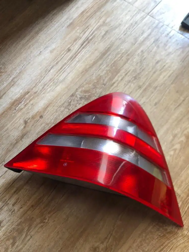 Stop Lamp Kanan SLK R170