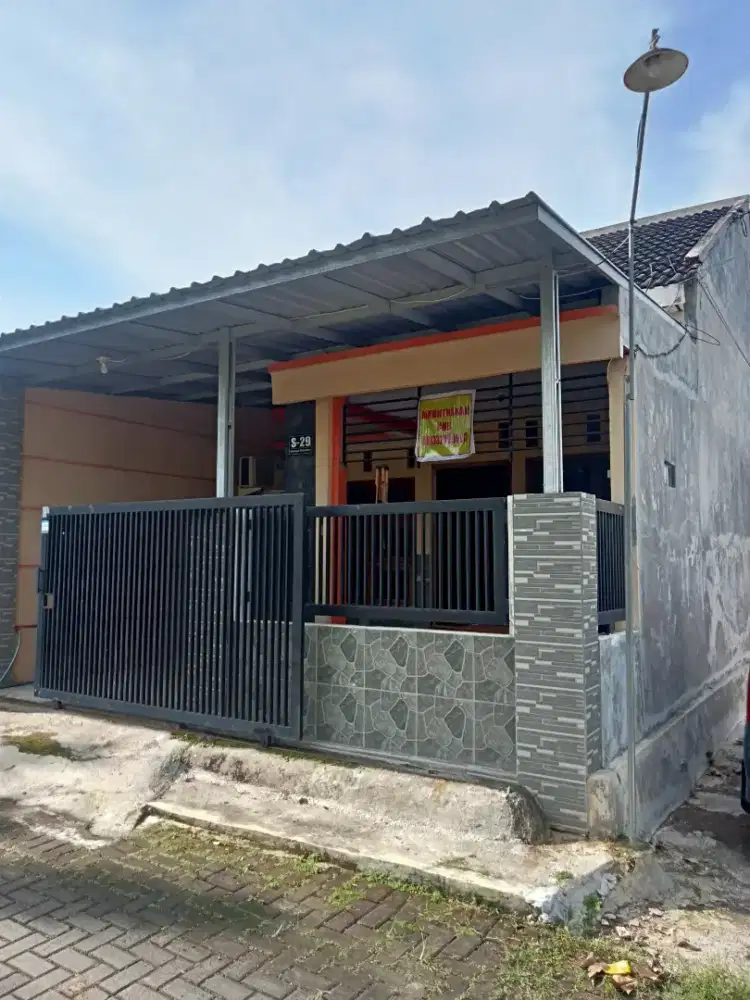 Dikontrakkan rumah 3 Kamar Tidur