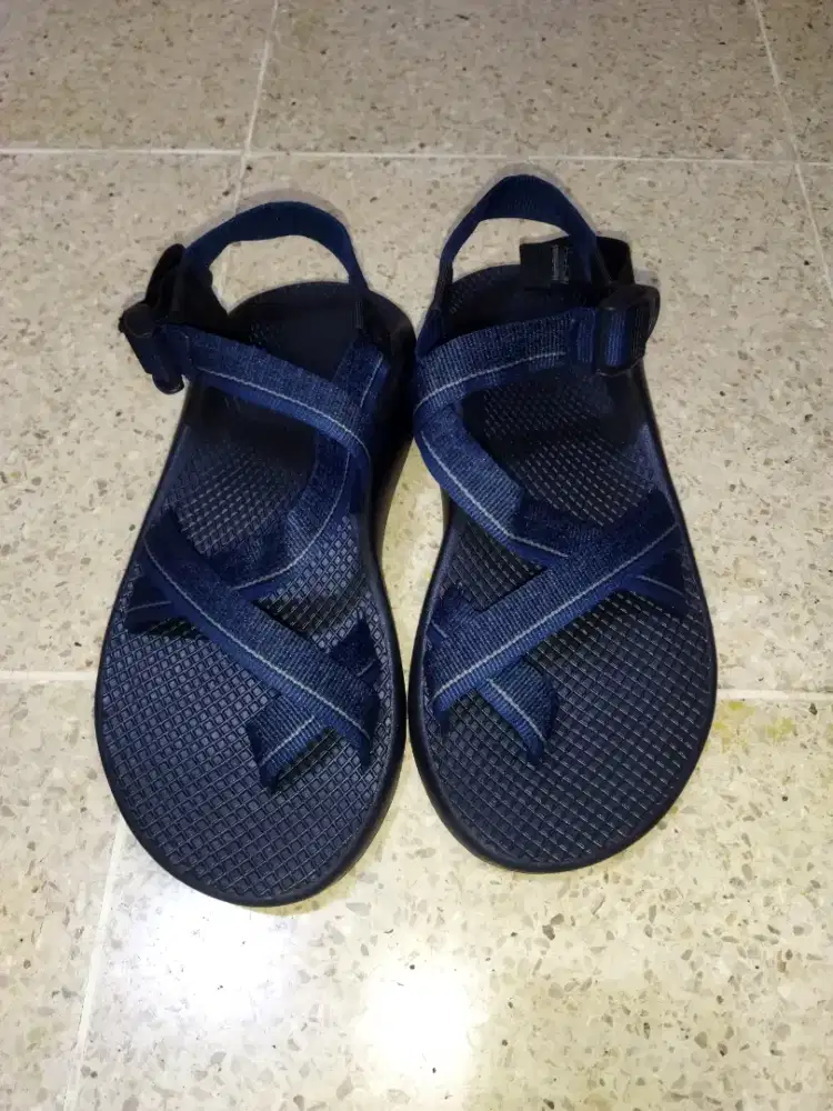 Sandal gunung Chaco(size 40)