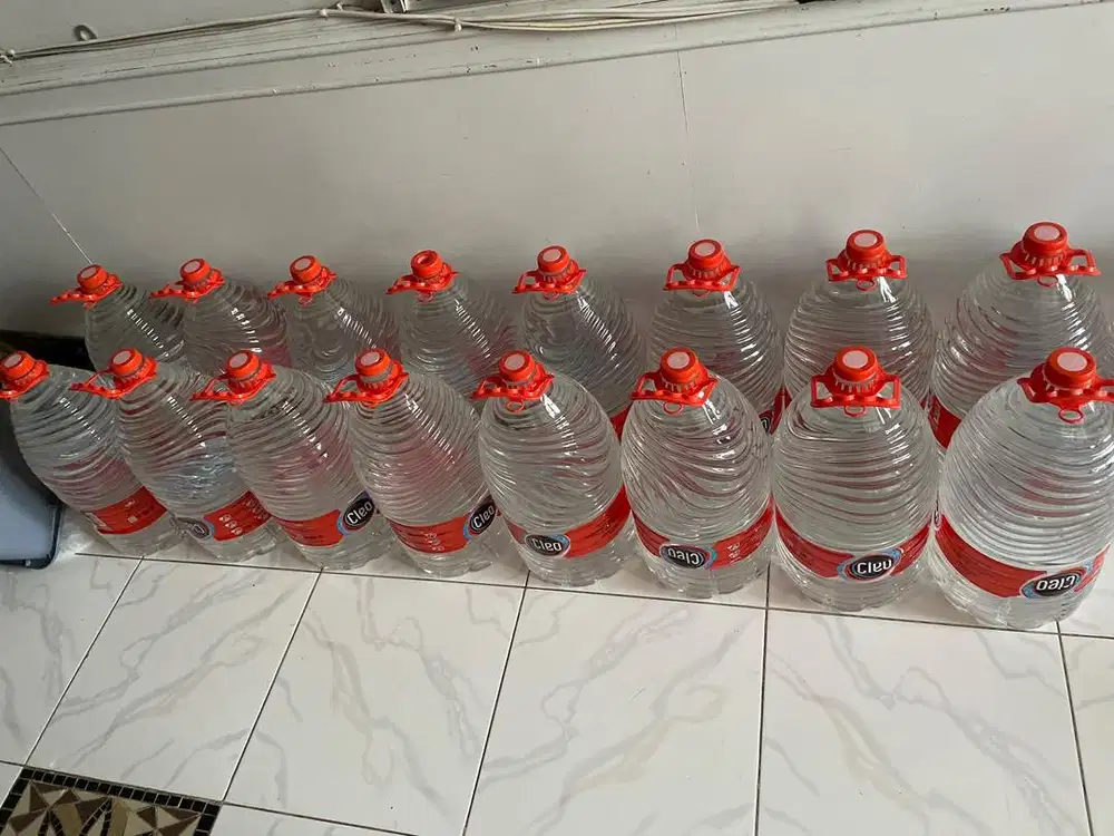 Galon Kosong Cleo Bersih