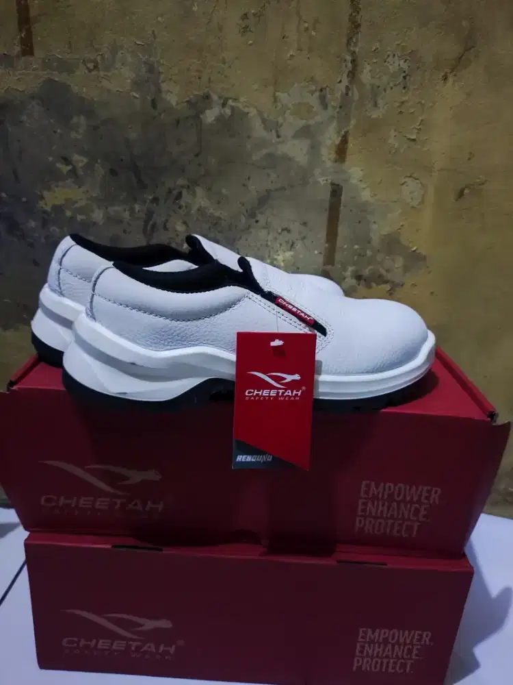 sepatu safety cheetah