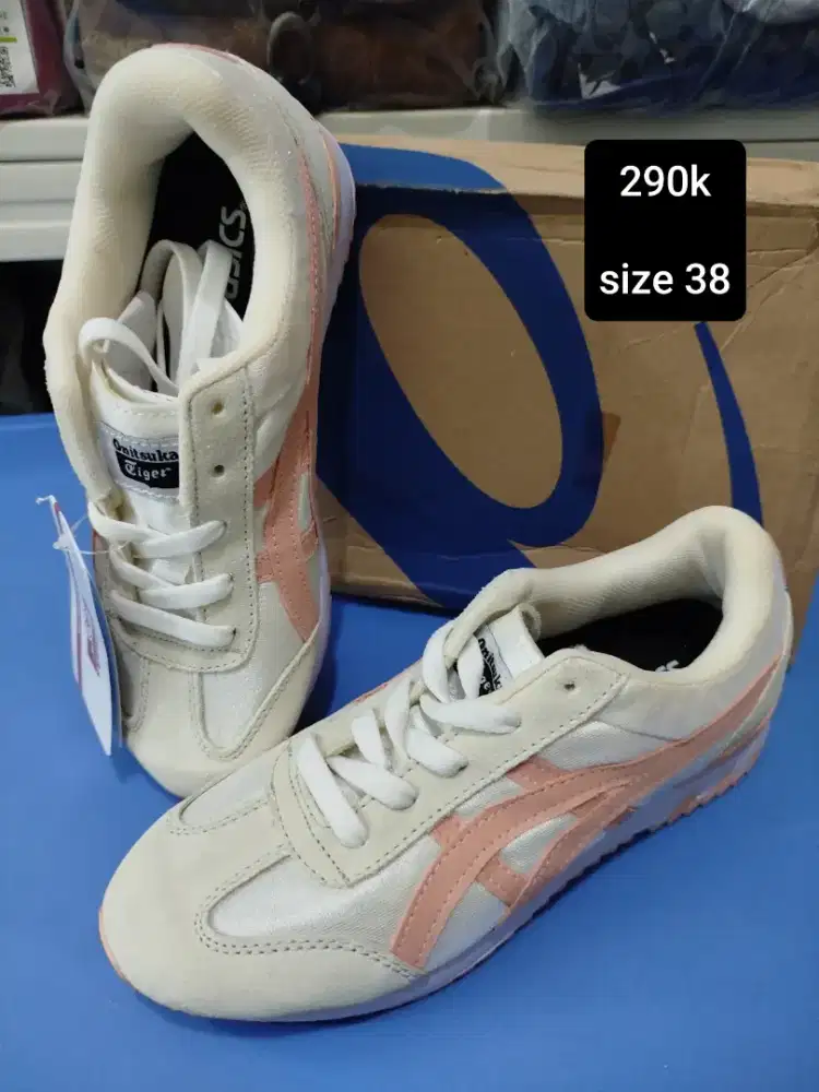 Sepatu onitsuka tiger