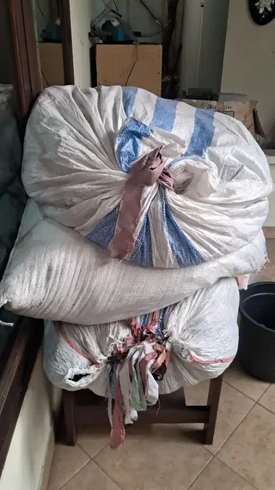 Potongan2 Kain Konveksi (Kain Perca)