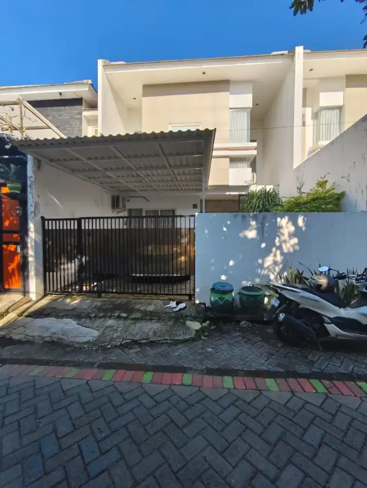 Selangkah MERR ‼️Rumah Cantik Semampir Surabaya