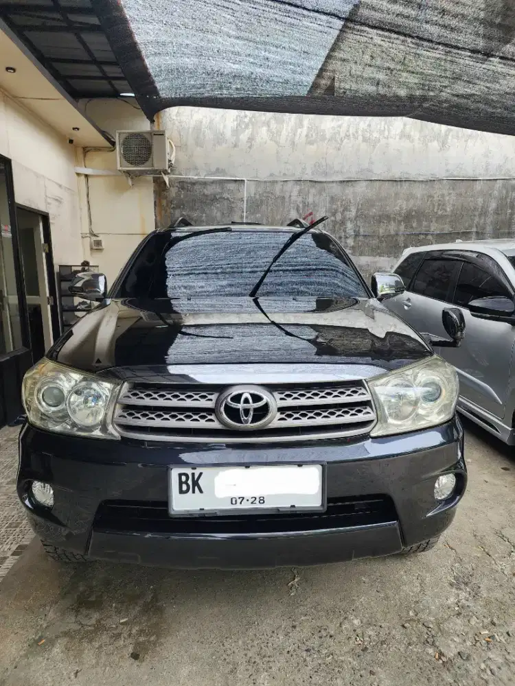 Dijual Fortuner 2010 Diesel Matic
