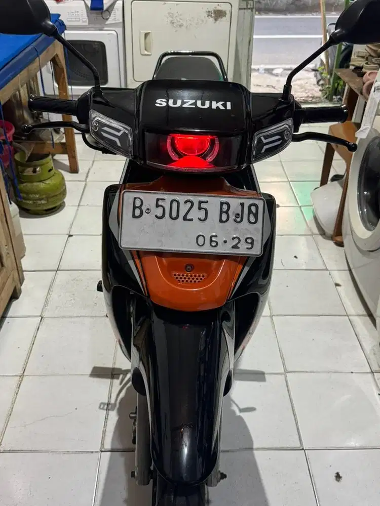 Satria 2 tak Hitam Oren