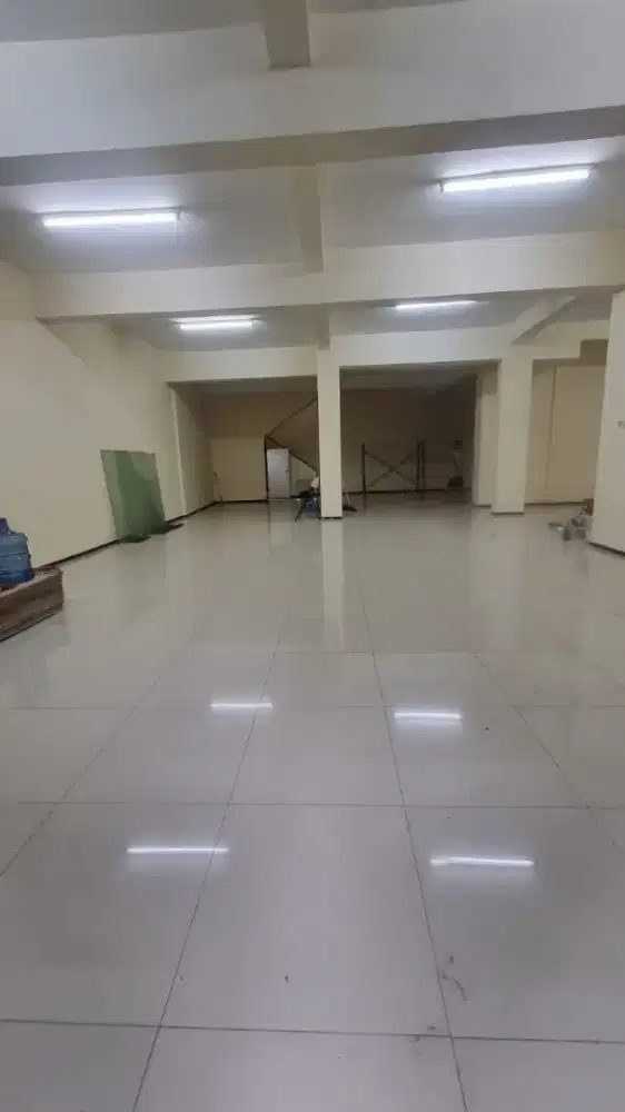 DI SEWAKAN RUKO 2 LANTAI STRATEGIS DI MT HARYONO - SEMARANG KOTA