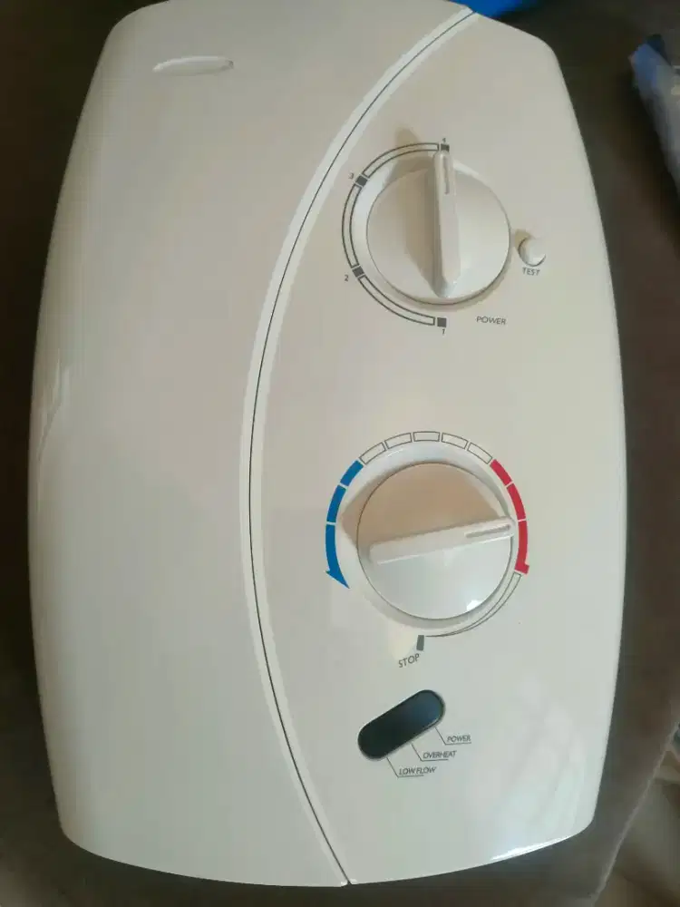 Water heater pemanas air instan