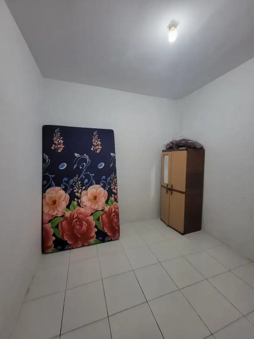 Kos Citra Raya Cikupa, AC, WIFI dan WC dalam