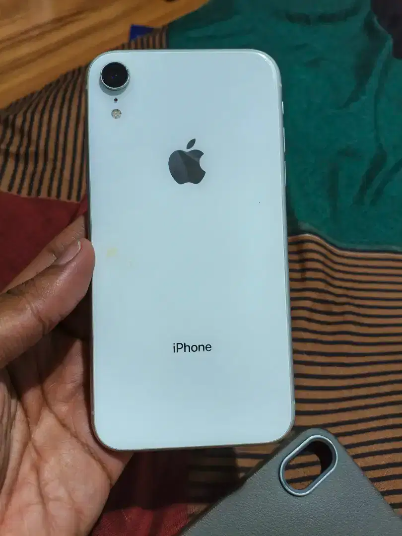 Dijual Iphone XR Ex Inbox 256Gb NEGO