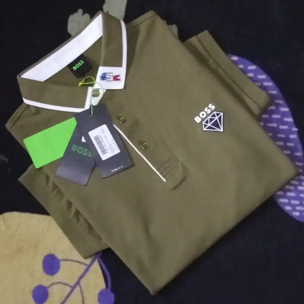 Special price buy one get one Hugo Boss Limited Plus Nike Swoosh MAX