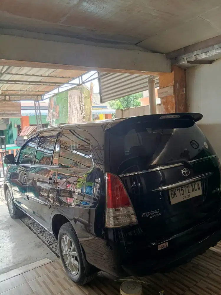 INNOVA 2011 G 2.0 METIK BENSIN